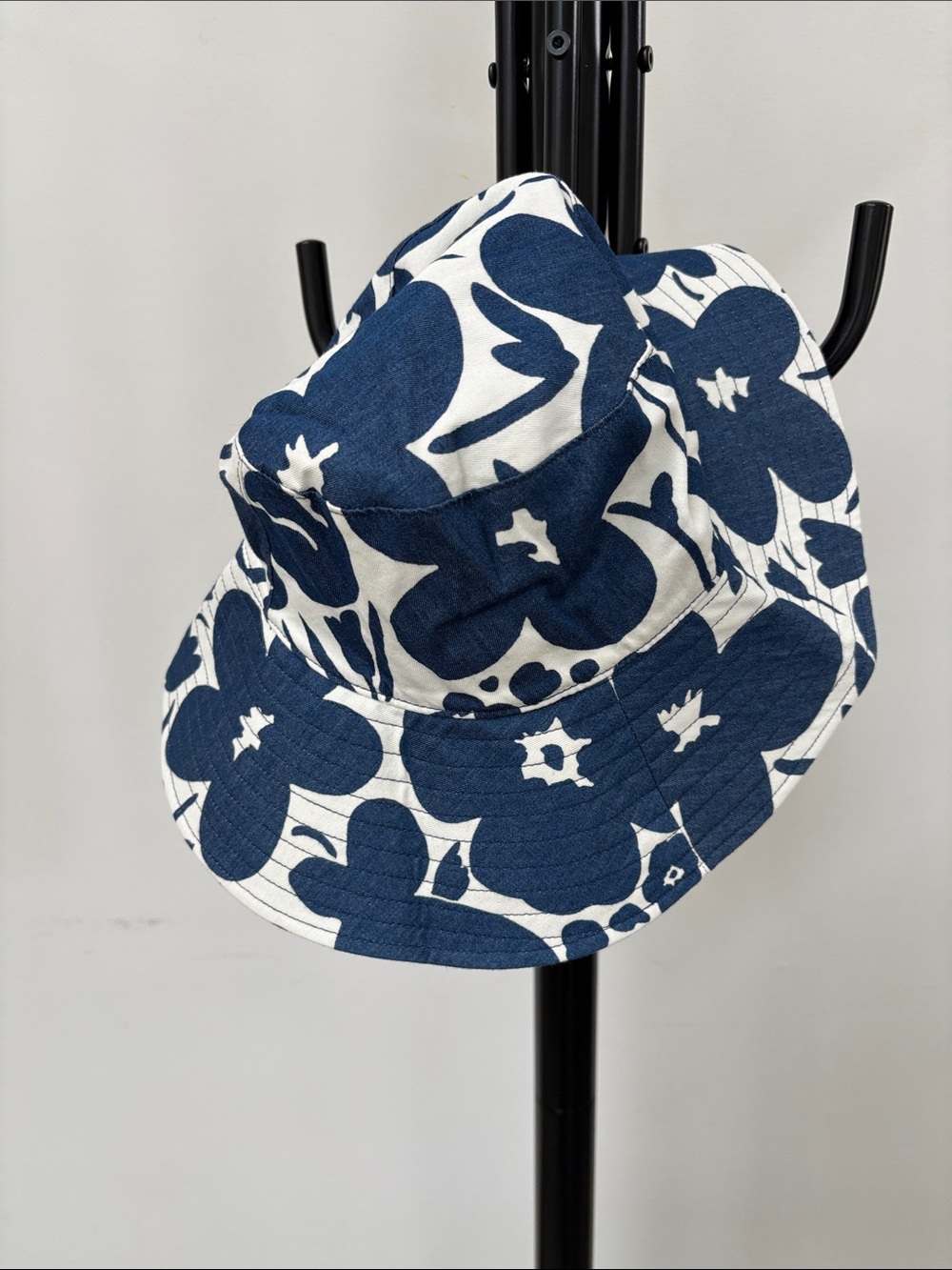 Marimekko Navy & White Floral Bucket Hat